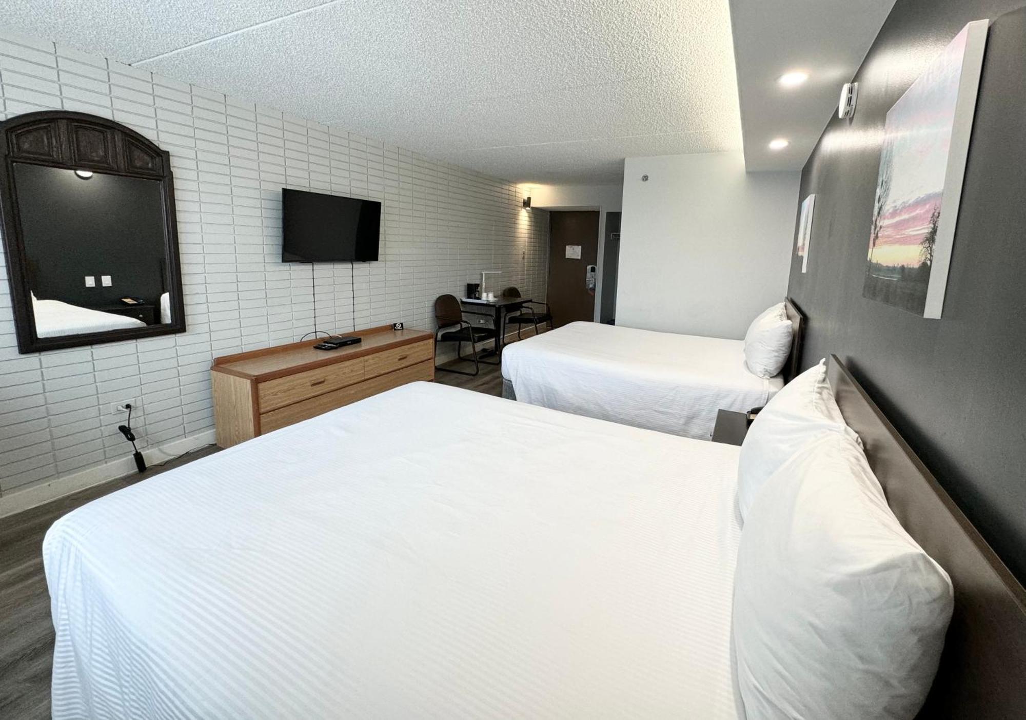 Travelodge By Wyndham Winnipeg Airport Exterior foto