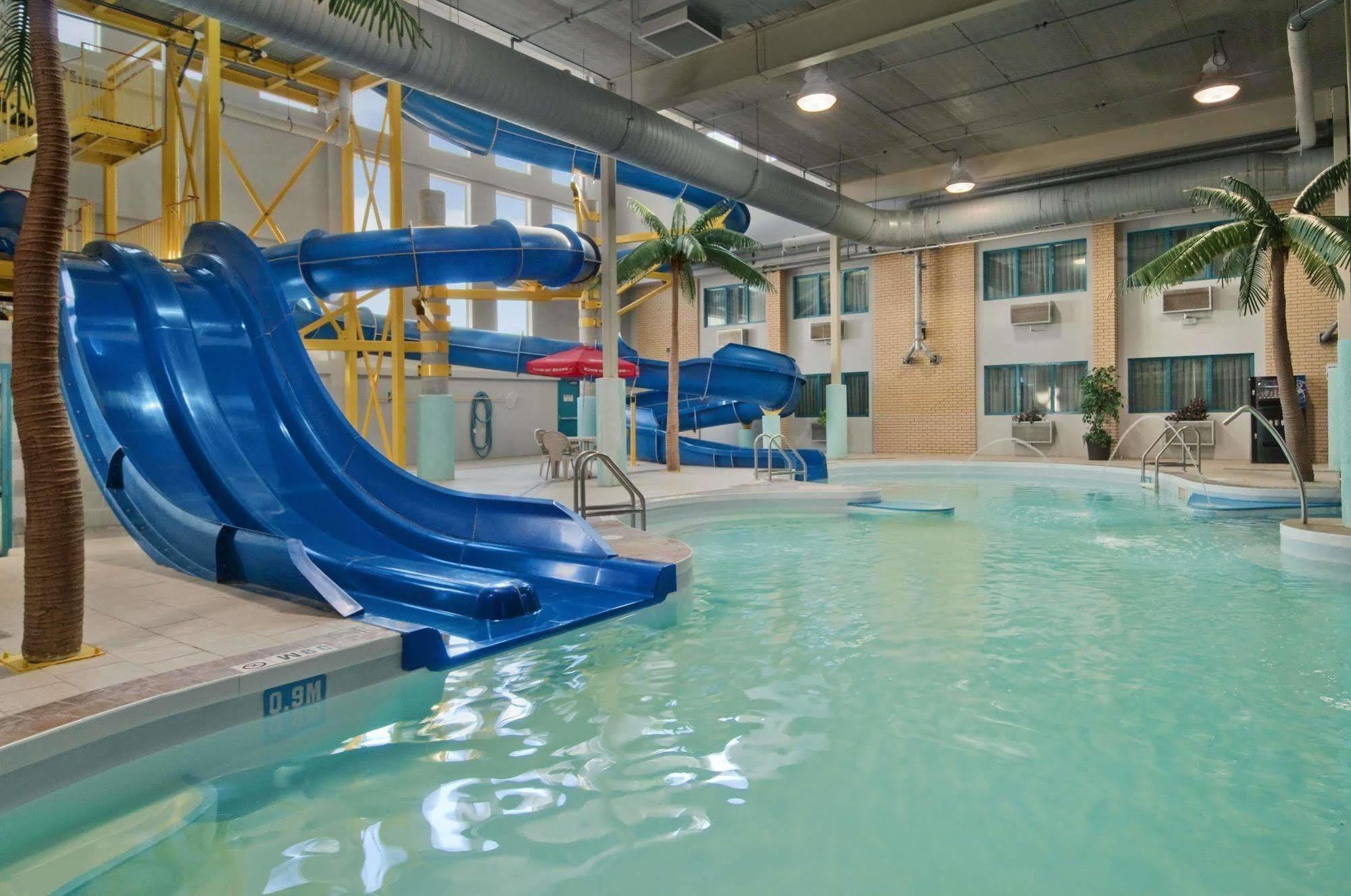 Travelodge By Wyndham Winnipeg Airport Exterior foto